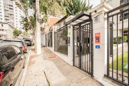 Apartamento para alugar com 62m², 2 quartos e 1 vagaFrente