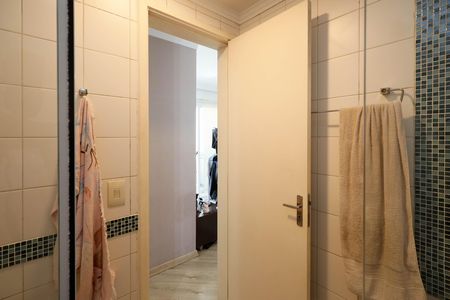 Apartamento à venda com 62m², 3 quartos e 1 vaga Apartamento à venda com 62m², 3 quartos e 1 vagaBanheiro Social