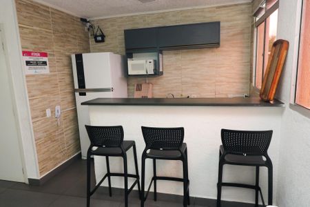 Apartamento à venda com 40m², 2 quartos e 1 vaga Apartamento à venda com 40m², 2 quartos e 1 vagaÁrea comum - Salão de festas