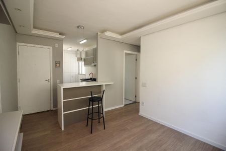 Sala de apartamento para alugar com 2 quartos, 40m² em Cavalhada, Porto Alegre