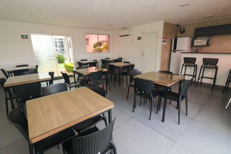 Apartamento à venda com 40m², 2 quartos e 1 vaga Apartamento à venda com 40m², 2 quartos e 1 vagaÁrea comum - Salão de festas