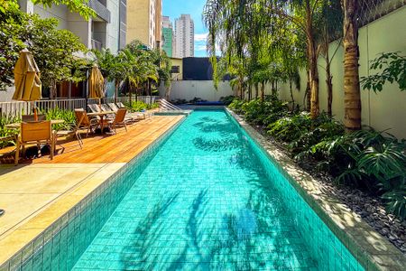 Studio à venda com 27m², 1 quarto e sem vagapscina