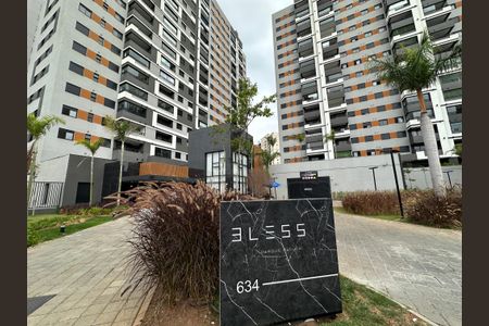 Apartamento à venda com 58m², 2 quartos e 1 vagaFachada e portaria