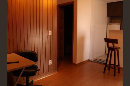 Sala de TV de apartamento para alugar com 2 quartos, 40m² em Setor Perim, Goiânia