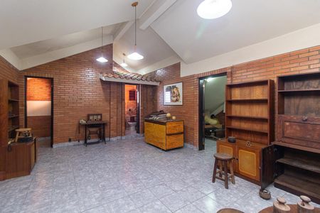 Casa à venda com 320m², 5 quartos e 2 vagasSala 2