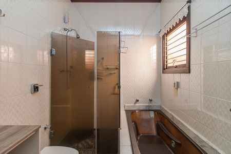 Casa à venda com 320m², 5 quartos e 2 vagasBanheiro