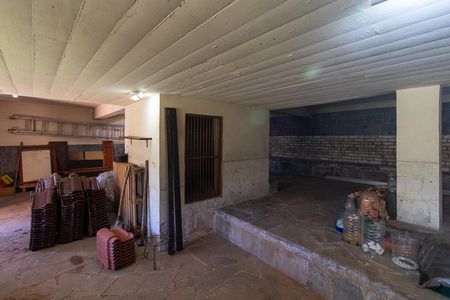 Garagem de casa à venda com 5 quartos, 320m² em Belém Velho, Porto Alegre