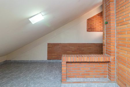 Casa à venda com 320m², 5 quartos e 2 vagasEscritório