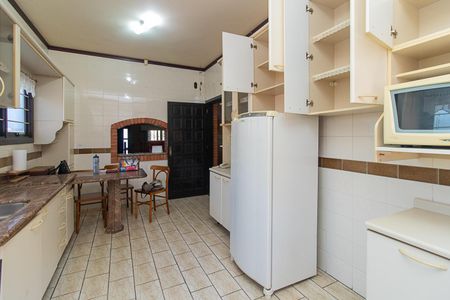 Casa à venda com 320m², 5 quartos e 2 vagasCozinha