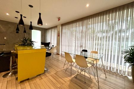 Apartamento para alugar com 69m², 2 quartos e 1 vagaÁrea comum - Salão de festas
