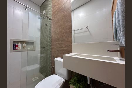 Apartamento para alugar com 69m², 2 quartos e 1 vagaBanheiro social 