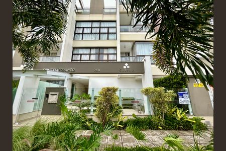Apartamento para alugar com 69m², 2 quartos e 1 vagaFachada