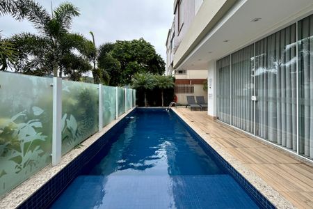 Apartamento para alugar com 69m², 2 quartos e 1 vagaÁrea comum - Piscina