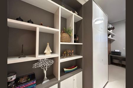 Apartamento para alugar com 69m², 2 quartos e 1 vagaQuarto 