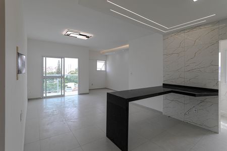 Apartamento para alugar com 74m², 2 quartos e 1 vaga Apartamento para alugar com 74m², 2 quartos e 1 vagaSala
