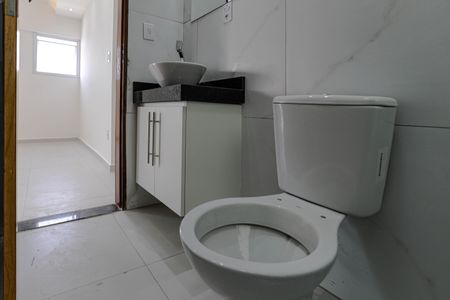 Apartamento para alugar com 74m², 2 quartos e 1 vaga Apartamento para alugar com 74m², 2 quartos e 1 vagaBanheiro
