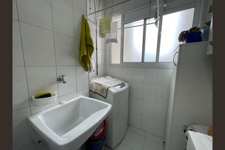 Apartamento para alugar com 67m², 2 quartos e 1 vagaÁrea de Serviço