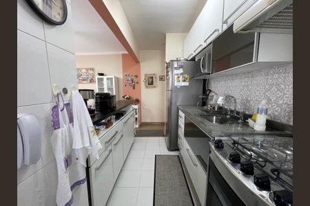 Apartamento para alugar com 67m², 2 quartos e 1 vagaCozinha