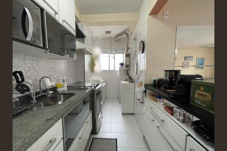 Apartamento para alugar com 67m², 2 quartos e 1 vagaCozinha