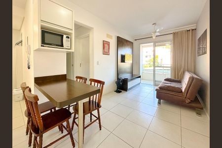 Sala de Jantar de apartamento para alugar com 1 quarto, 50m² em Canasvieiras, Florianópolis
