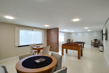 Apartamento para alugar com 65m², 2 quartos e 1 vaga Apartamento para alugar com 65m², 2 quartos e 1 vagaSala de Jogos