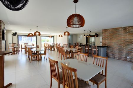 Apartamento para alugar com 65m², 2 quartos e 1 vaga Apartamento para alugar com 65m², 2 quartos e 1 vagaÁrea comum - Salão de festas