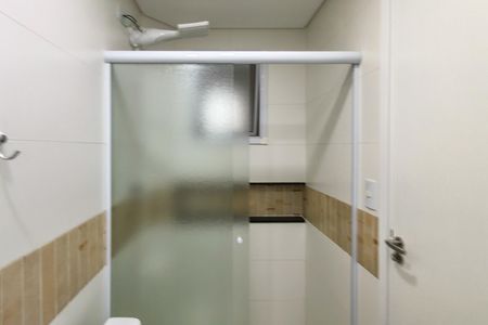 Apartamento para alugar com 65m², 2 quartos e 1 vaga Apartamento para alugar com 65m², 2 quartos e 1 vagaBanheiro da Suíte