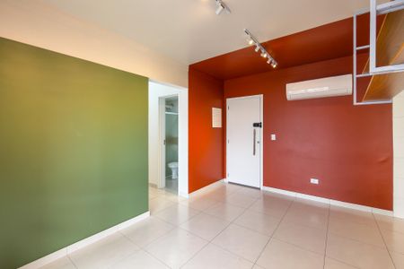 Apartamento para alugar com 65m², 2 quartos e 1 vaga Apartamento para alugar com 65m², 2 quartos e 1 vagaSala