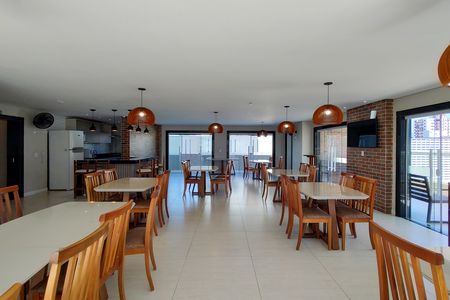 Apartamento para alugar com 65m², 2 quartos e 1 vaga Apartamento para alugar com 65m², 2 quartos e 1 vagaÁrea comum - Salão de festas