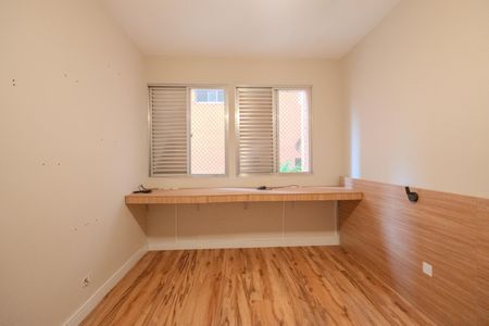 Quarto de apartamento à venda com 1 quarto, 56m² em Bela Vista, São Paulo