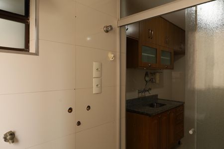 Apartamento à venda com 63m², 3 quartos e 1 vagaÁrea de Serviço