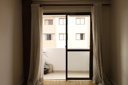 Apartamento à venda com 63m², 3 quartos e 1 vagaÁrea de Serviço