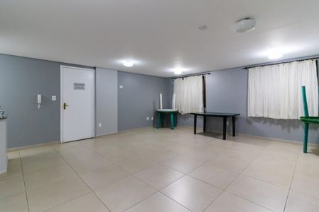 Apartamento à venda com 63m², 3 quartos e 1 vaga Apartamento à venda com 63m², 3 quartos e 1 vagaÁrea comum - Salão de festas 2