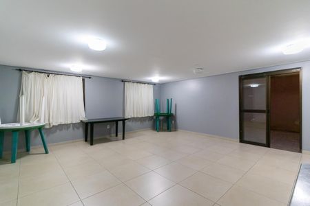 Apartamento à venda com 63m², 3 quartos e 1 vaga Apartamento à venda com 63m², 3 quartos e 1 vagaÁrea comum - Salão de festas 2