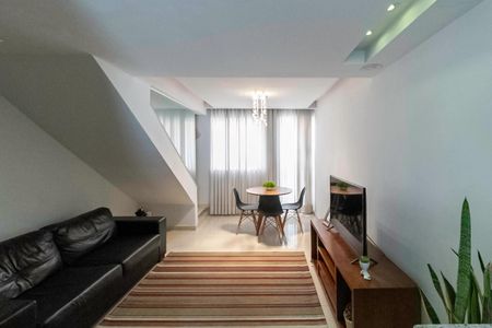 Apartamento à venda com 60m², 2 quartos e 2 vagasSala