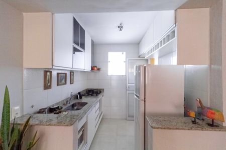 Apartamento à venda com 60m², 2 quartos e 2 vagasCozinha