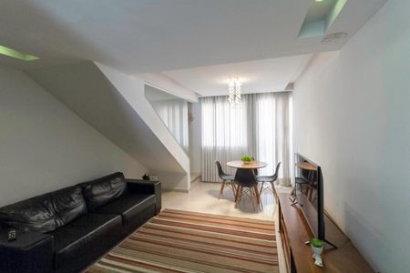 Apartamento à venda com 60m², 2 quartos e 2 vagasSala