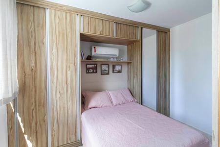 Apartamento à venda com 60m², 2 quartos e 2 vagasSuíte 