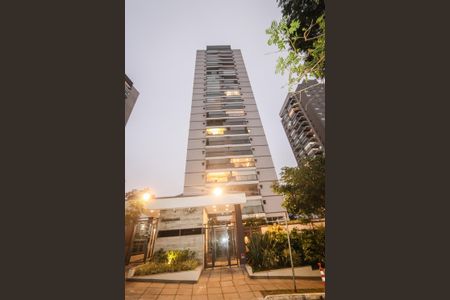 Apartamento à venda com 56m², 2 quartos e 1 vaga Apartamento à venda com 56m², 2 quartos e 1 vagaPrédio