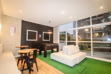 Apartamento à venda com 56m², 2 quartos e 1 vaga Apartamento à venda com 56m², 2 quartos e 1 vagaSala de Jogos