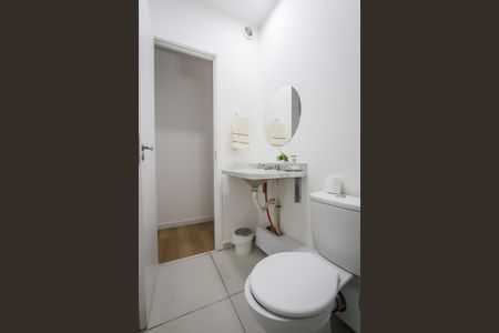 Apartamento à venda com 56m², 2 quartos e 1 vaga Apartamento à venda com 56m², 2 quartos e 1 vagaBanheiro 2