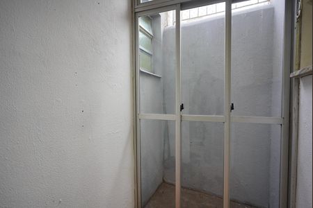 Banheiro de apartamento para alugar com 1 quarto, 42m² em Petrópolis, Porto Alegre