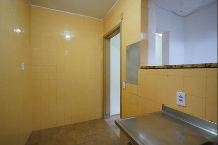 Cozinha de apartamento para alugar com 1 quarto, 42m² em Petrópolis, Porto Alegre