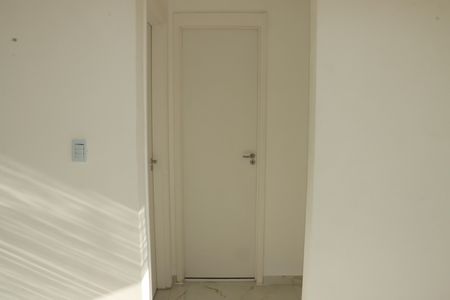 Apartamento para alugar com 2 quartos, 50m² em Roselândia, Cotia