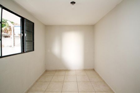 Quarto 1 de casa para alugar com 2 quartos, 65m² em Granja Carolina, Cotia