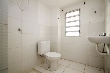 Casa para alugar com 65m², 2 quartos e sem vaga Casa para alugar com 65m², 2 quartos e sem vagaBanheiro