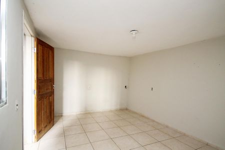 Casa para alugar com 65m², 2 quartos e sem vaga Casa para alugar com 65m², 2 quartos e sem vagaSala