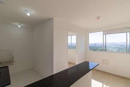 Sala e Cozinha de apartamento para alugar com 2 quartos, 33m² em Vila Silvia, São Paulo