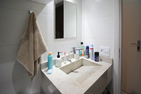 Banheiro de apartamento para alugar com 1 quarto, 42m² em Vila Olímpia, São Paulo