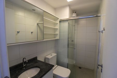 Banheiro de apartamento para alugar com 2 quartos, 34m² em Butantã, São Paulo